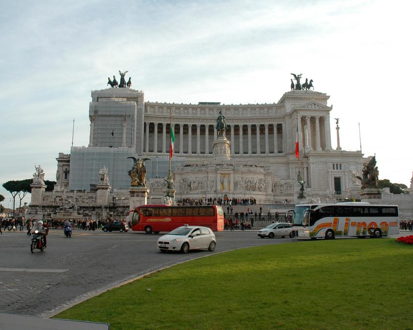 Piazza Venezia 3